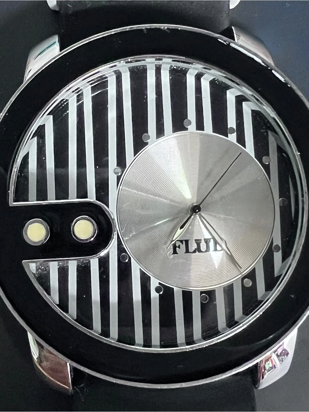 Men's Black and Silver Fashion Watch - FLUD